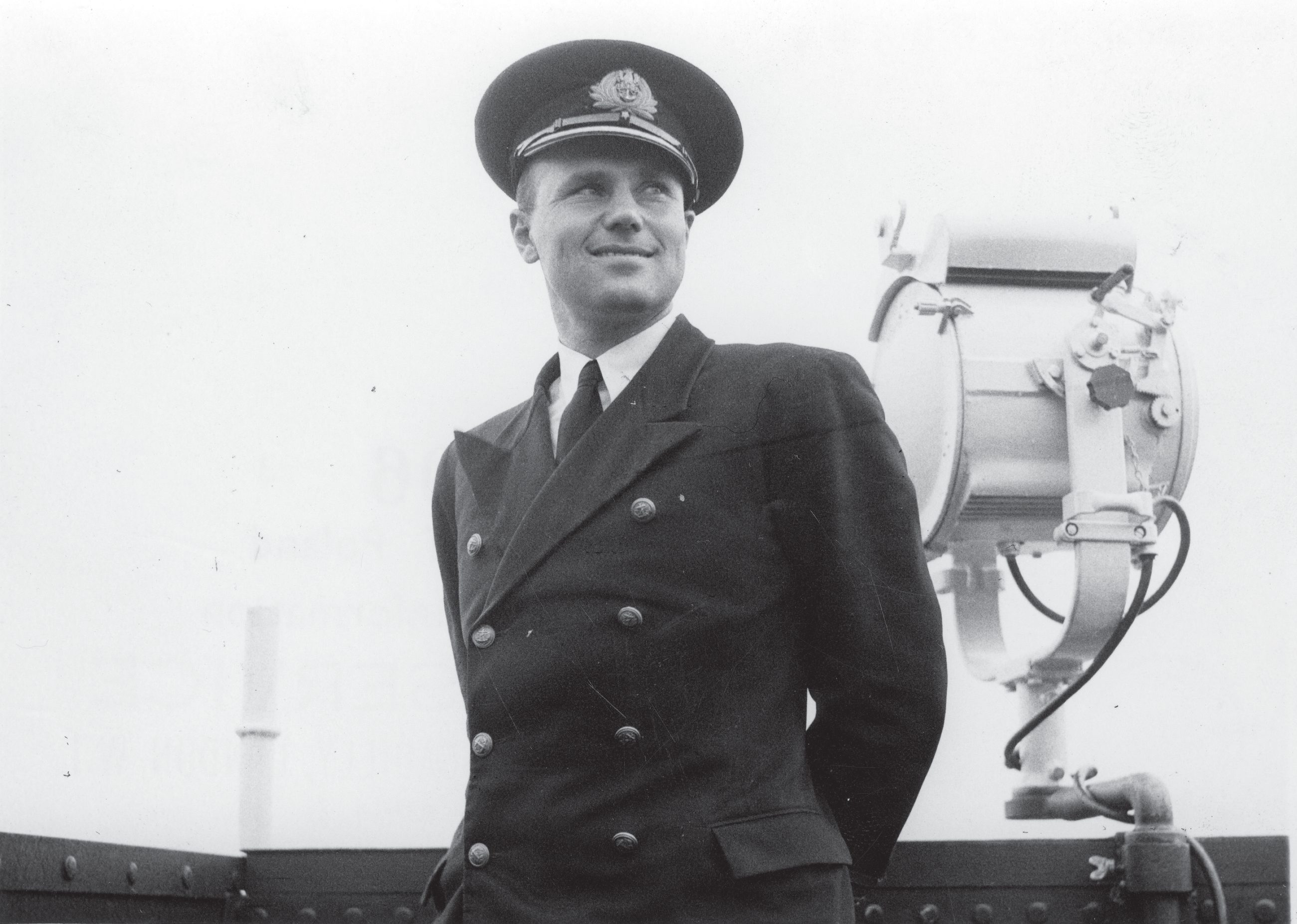 Kmdr ppor. Romuald Nałęcz-Tymiński, dowódca „Ślązaka” pod Dieppe. Resztę życia spędził w Toronto, pośród ludzi, których ocalił.